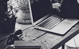 女子排球成年组1/4交叉赛 朱婷率队河南不敌上海